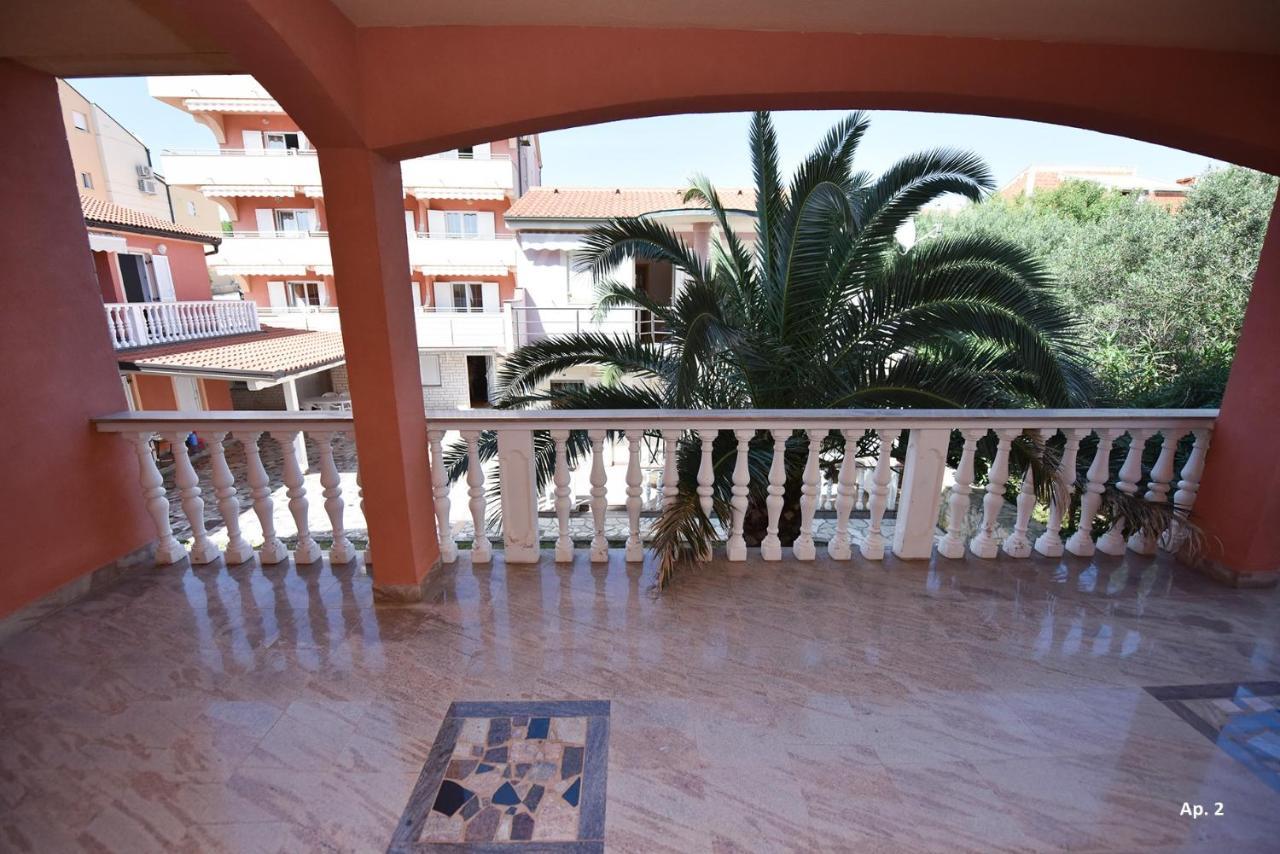 Apartments Bella Sky II Novalja Bagian luar foto