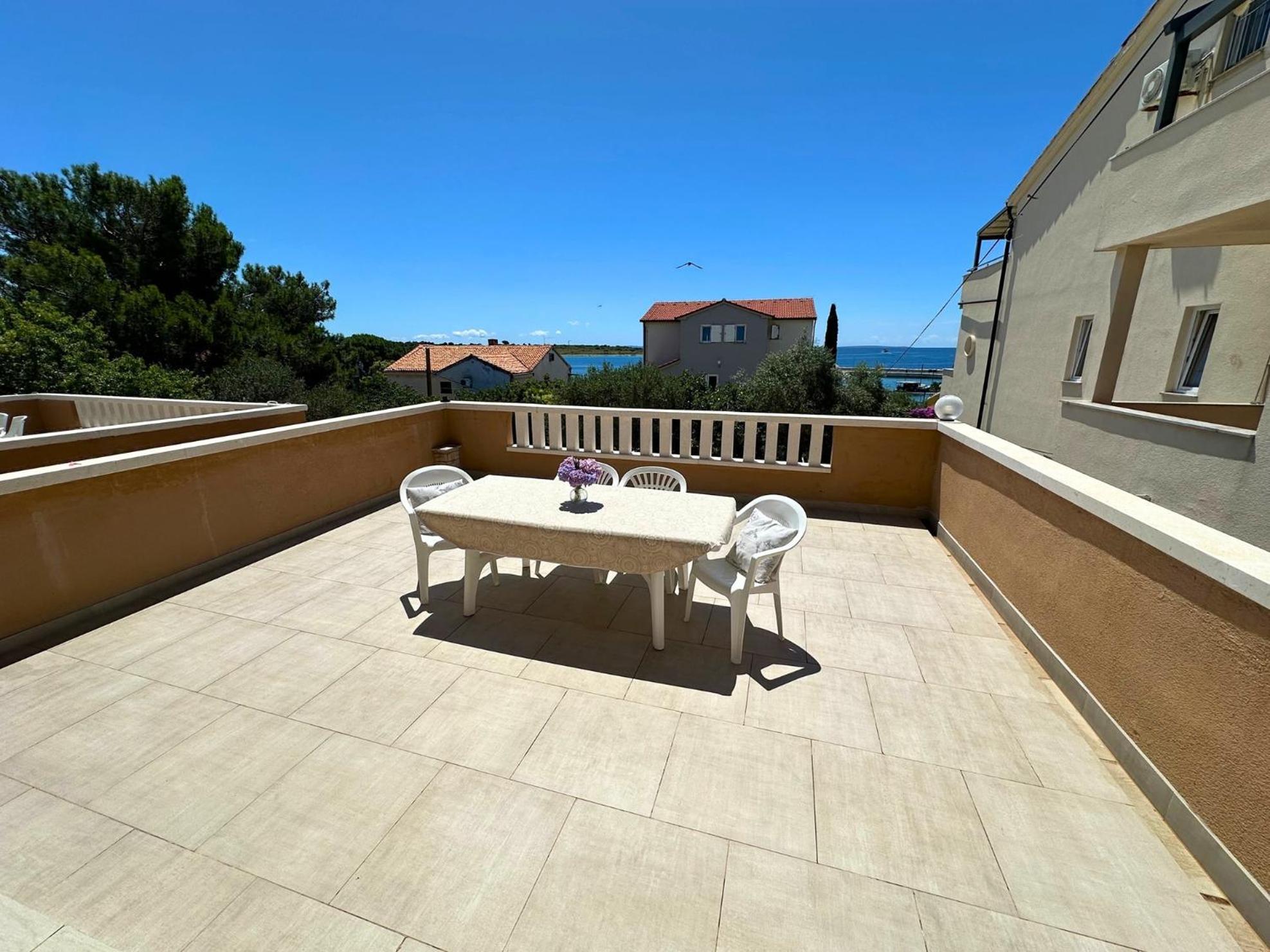 Apartments Bella Sky II Novalja Bagian luar foto
